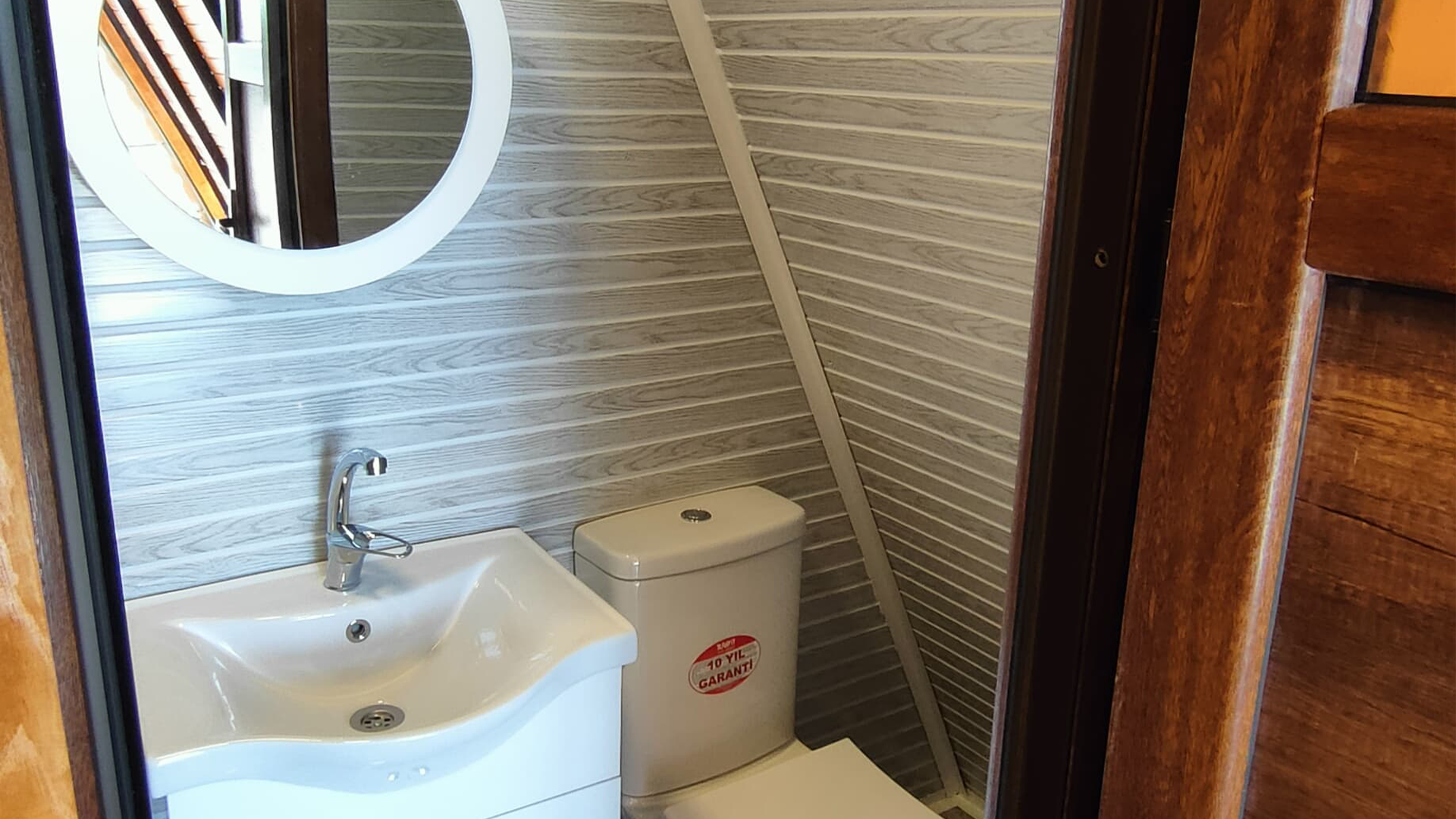 28m² Minimal Otel Odası Konseptli Bungalov Projesi