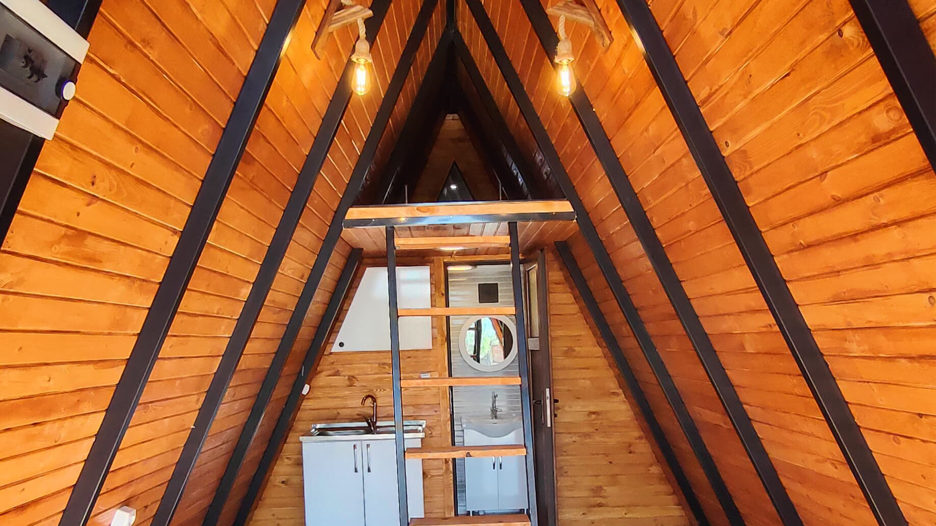28m² Minimal Otel Odası Konseptli Bungalov Projesi